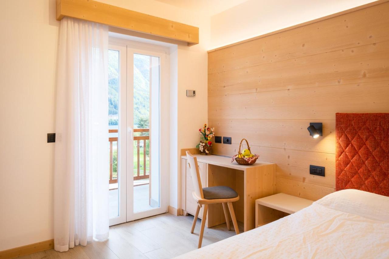 מולבנו Hotel Zurigo מראה חיצוני תמונה