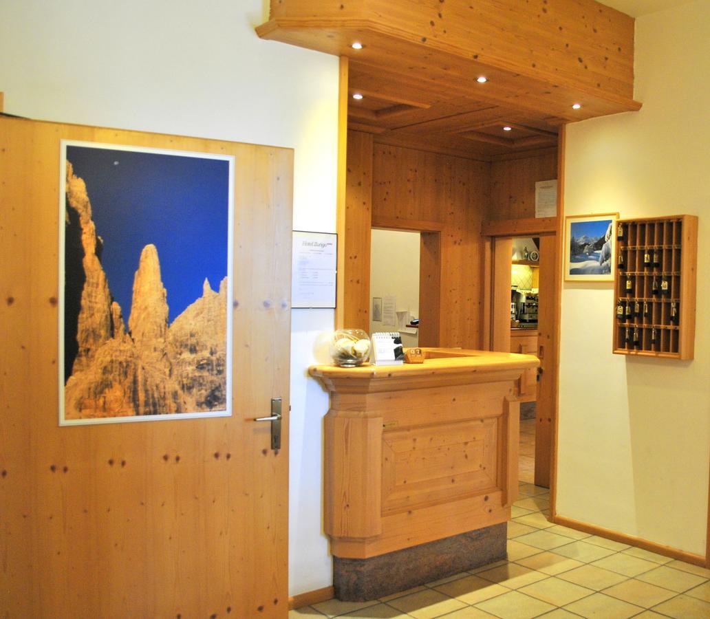 מולבנו Hotel Zurigo מראה חיצוני תמונה