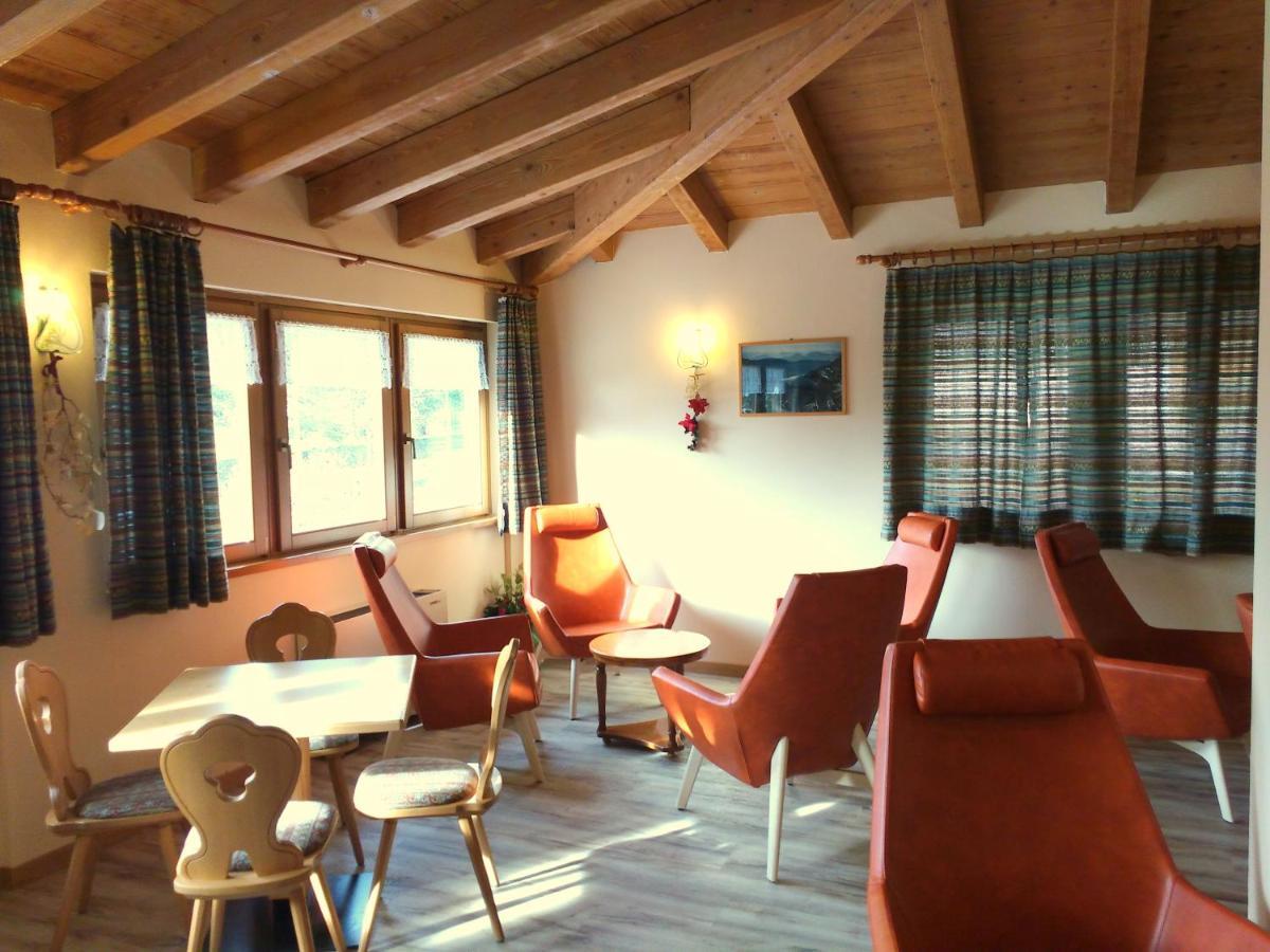 מולבנו Hotel Zurigo מראה חיצוני תמונה